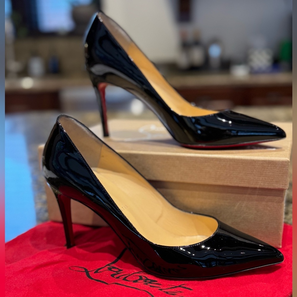 Christian Louboutin Pigalle 85mm Black Patent Leather Pointed Toe Pumps Heels
